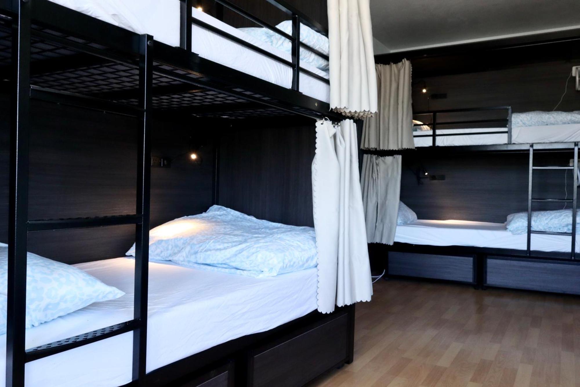 Ritz For Backpackers Hostel Melbourne Exterior photo