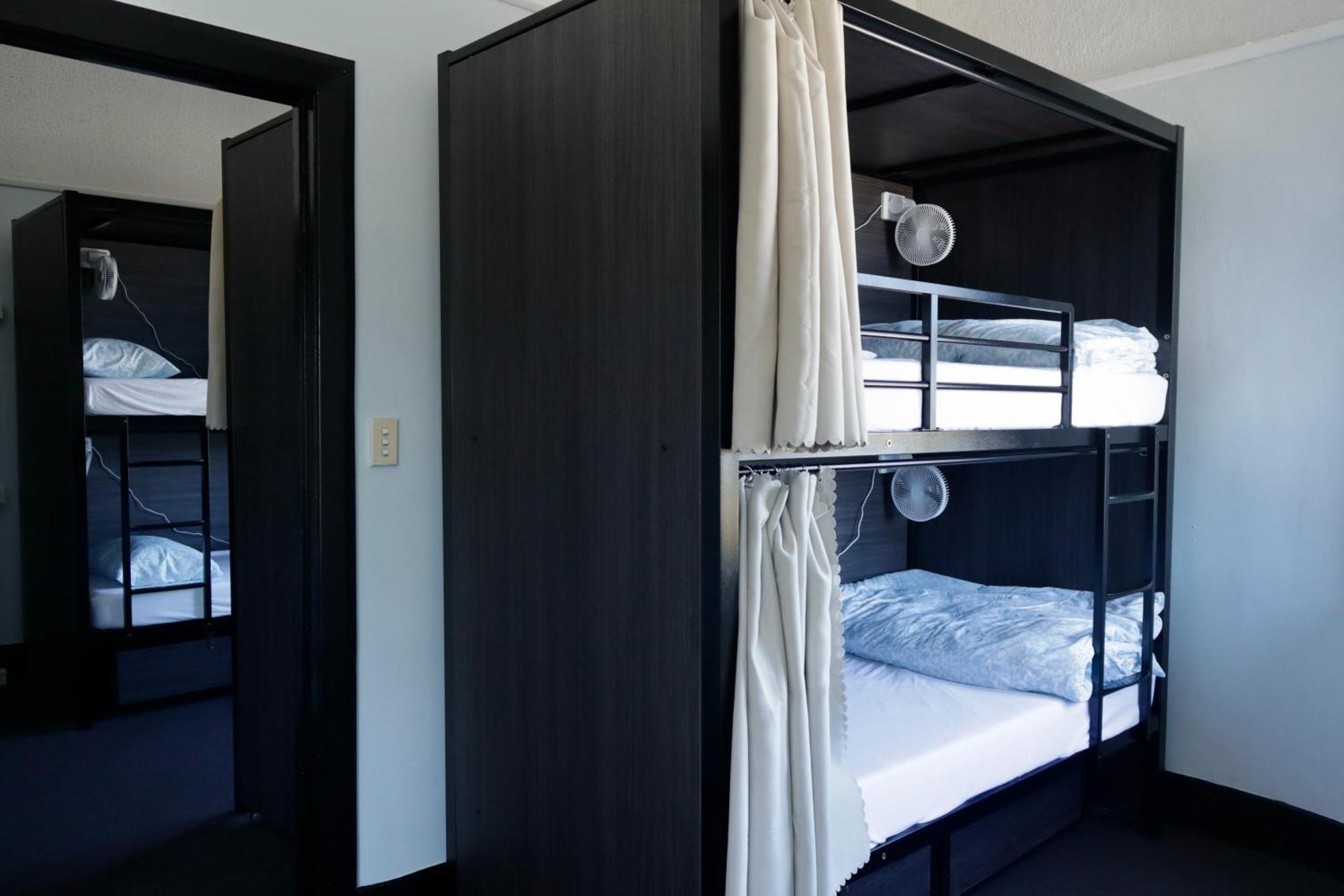 Ritz For Backpackers Hostel Melbourne Exterior photo